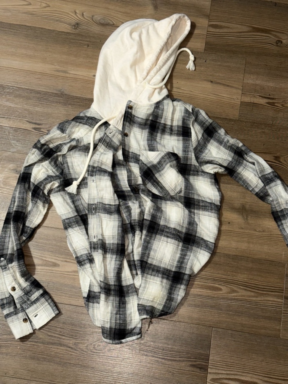 Time and Tru Black & White Plaid Hooded Button-Down Shirt